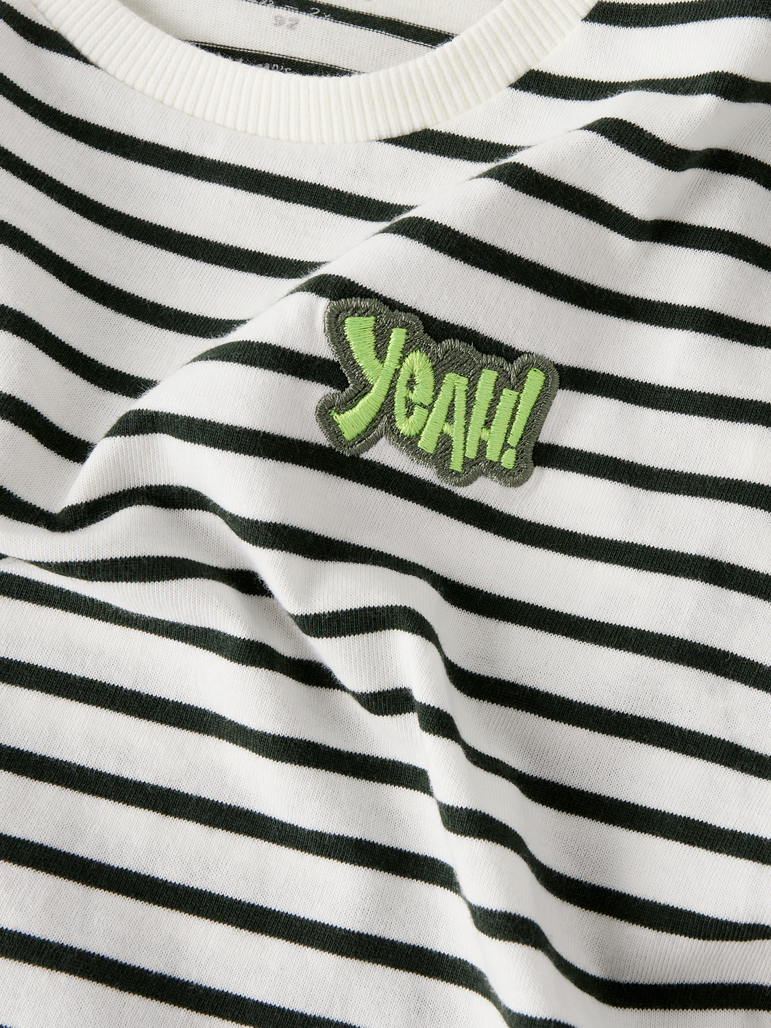 model_shot-front_full